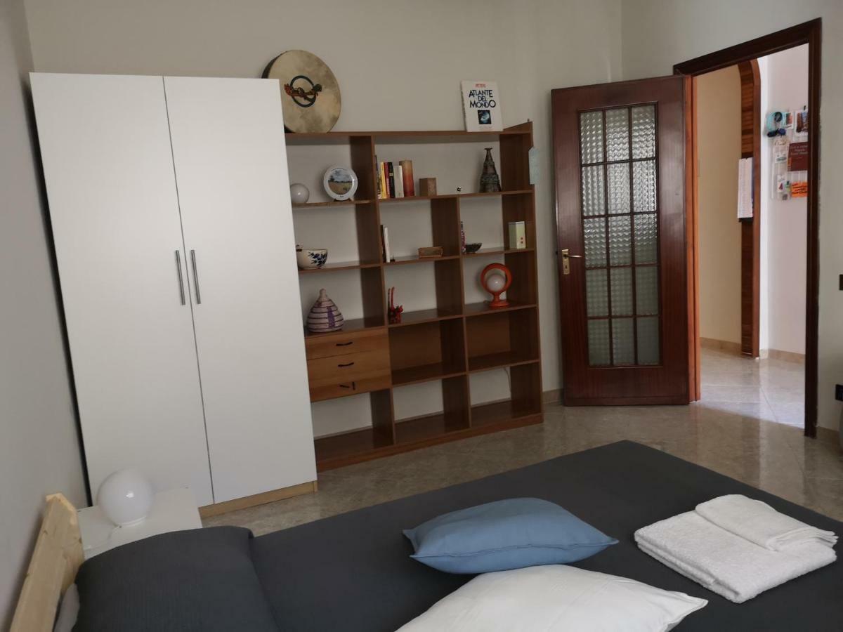 "Dint E Viche E Napule" Guest House 나폴리 외부 사진